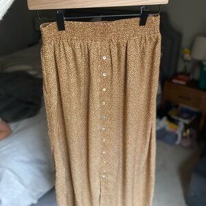 Boutique midi skirt